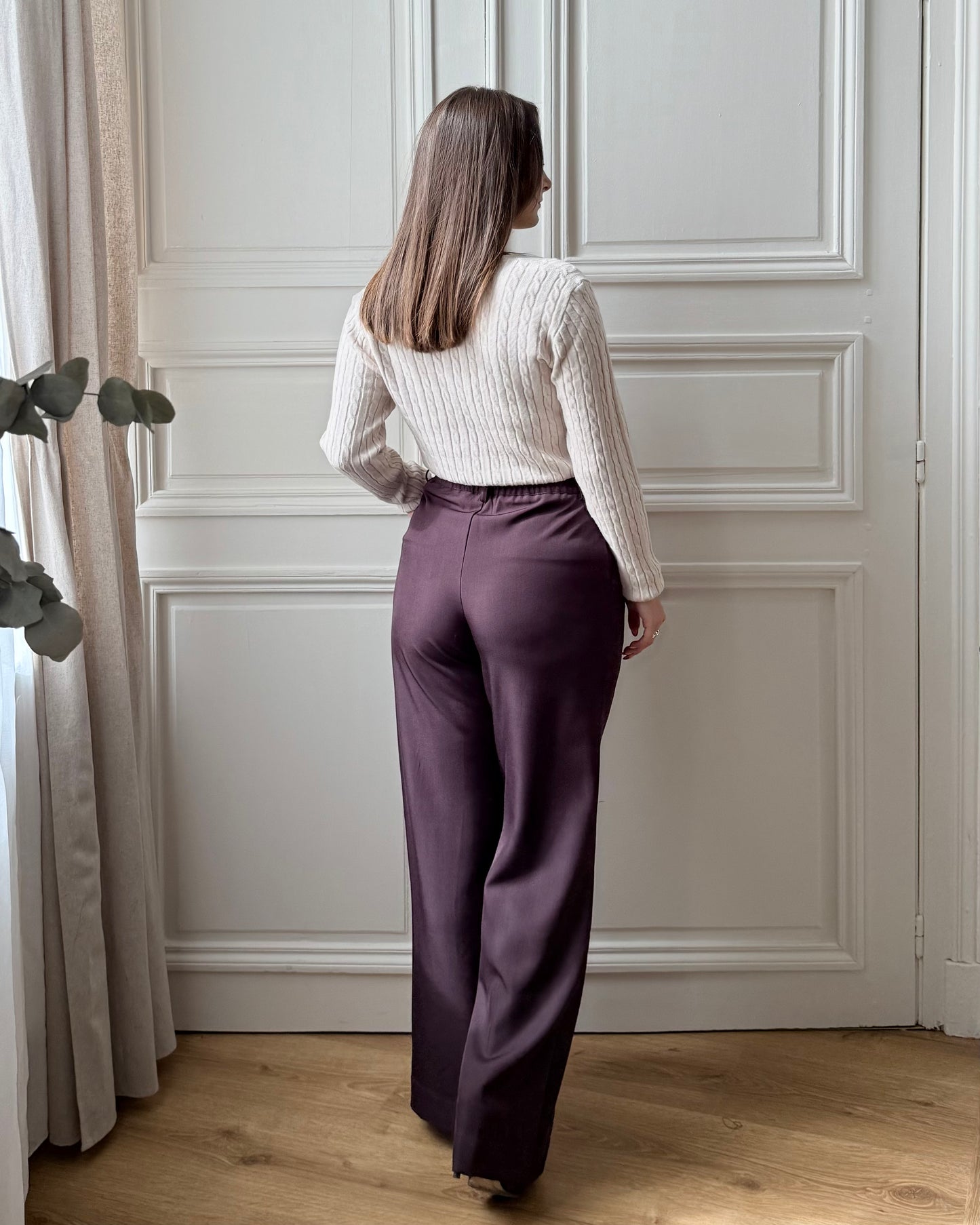 Pull torsadé col V beige