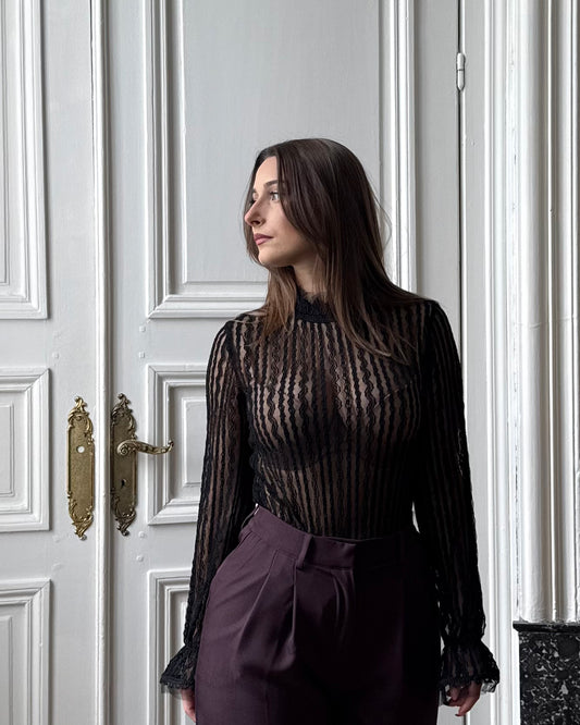 Top dentelle noir