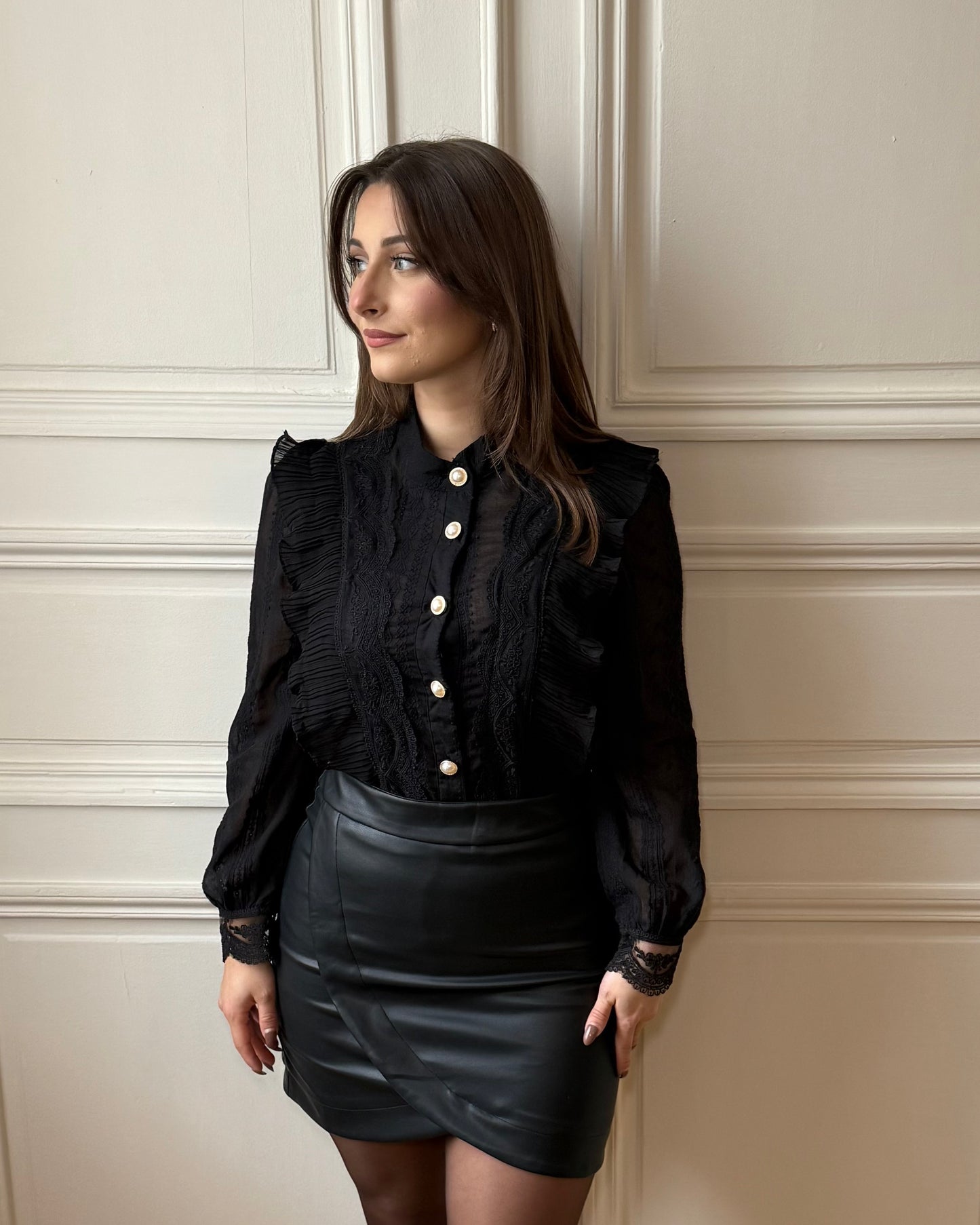 Chemise à boutons en perles