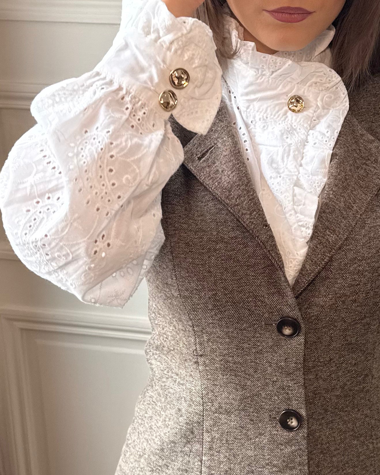 Chemise en broderie anglaise